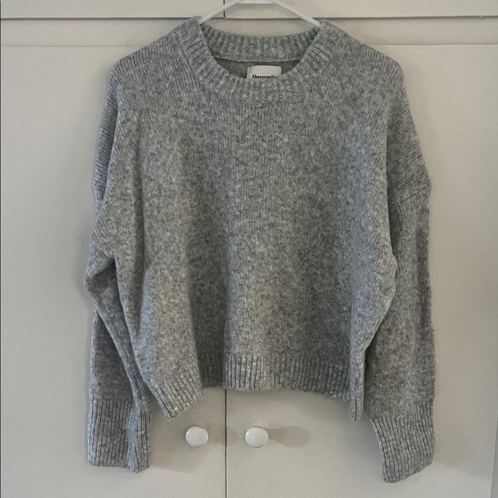 Abercrombie Gray Women's Sweater
